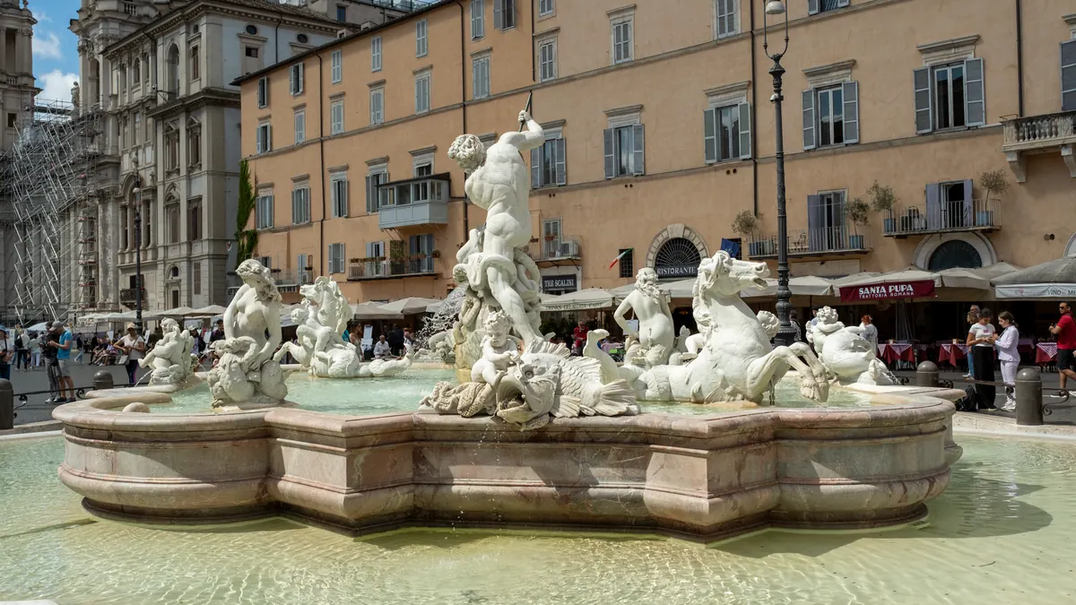 How to Read a Piazza: A Beginner's Guide to Italy's Public Squares